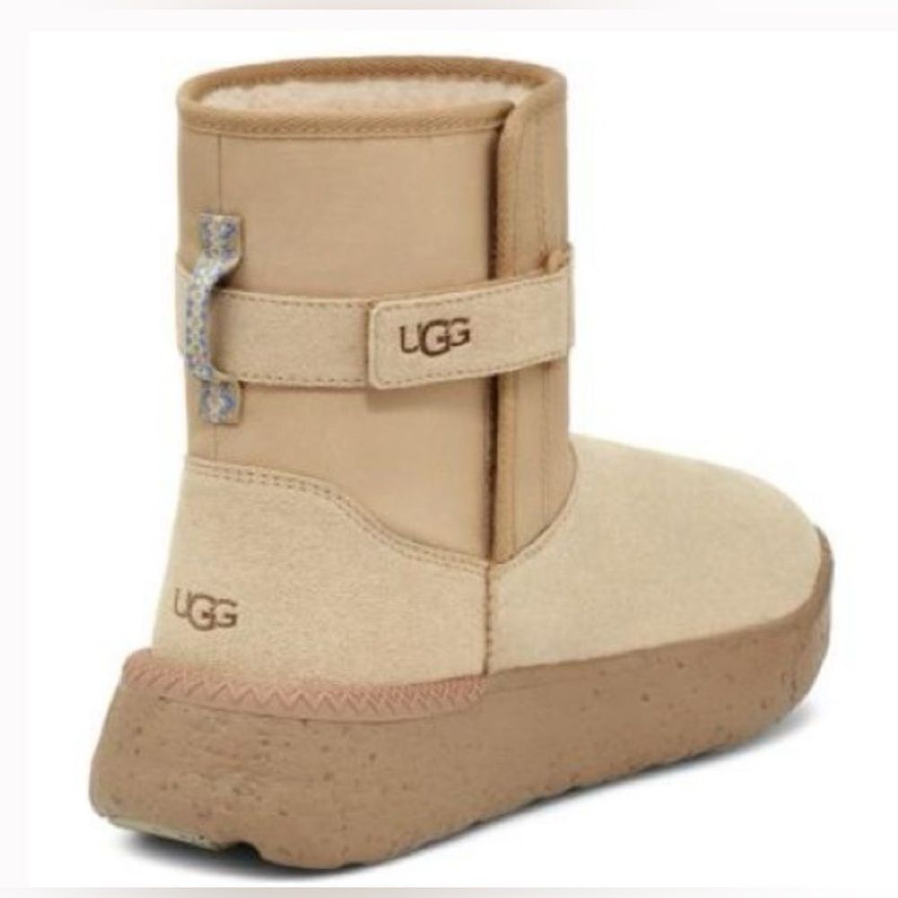 UGG classic S sand Boots Sz 13